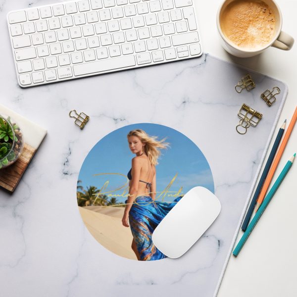 round-mouse-pad-white-front-6927f20d13c44.jpg